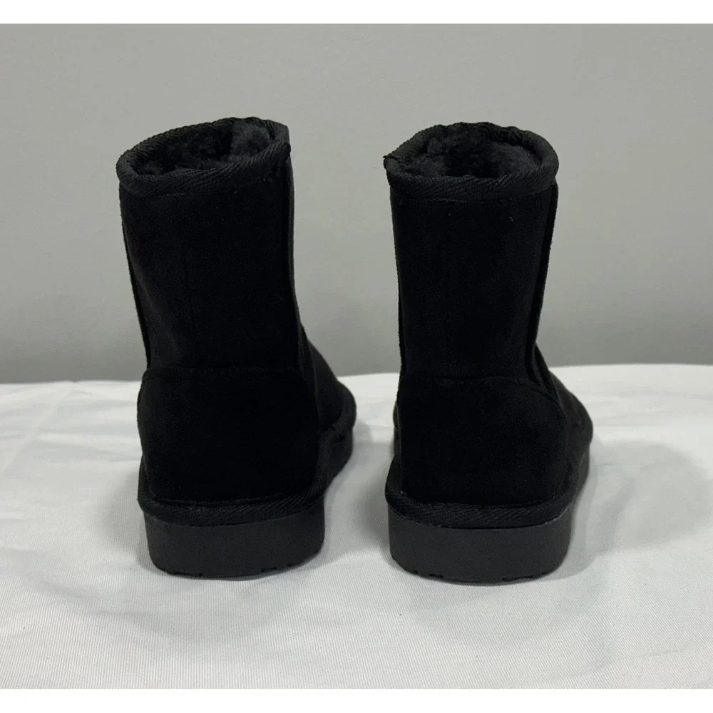 Children's Place Girls Cozy slip on Black Faux Fur boots Size 12 Like‎ New